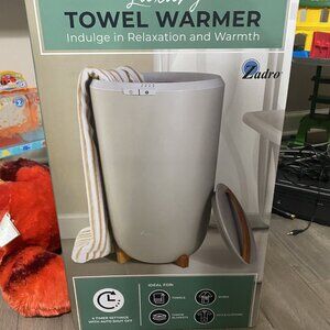 BRAND NEW - ZADRO TOWEL WARMER - NEVER OPENED
